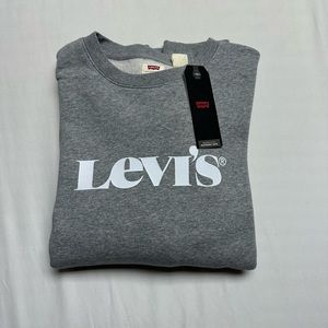 Levi’s grey crew neck!